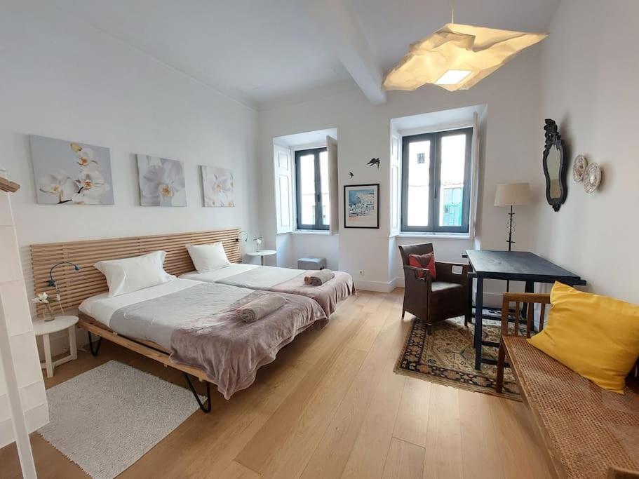 Apartment With Private Garden - Central Location Lisbona Esterno foto