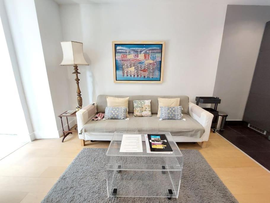 Apartment With Private Garden - Central Location Lisbona Esterno foto